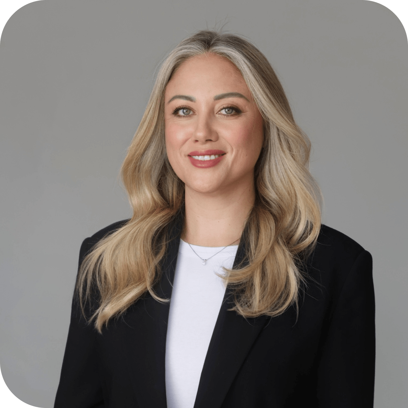 לימור גז סגל - מנהלת תפעול ולוגיסטיקה, קבוצת אריסון