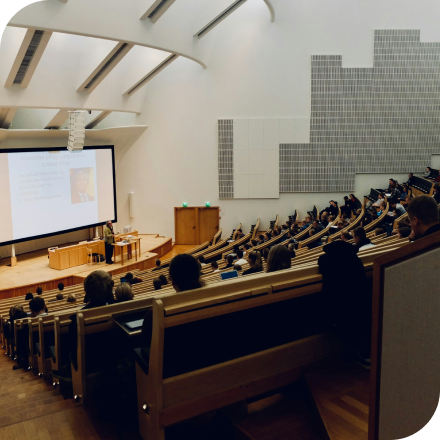 יד ושם – תמיכה בביה"ס להוראת השואה